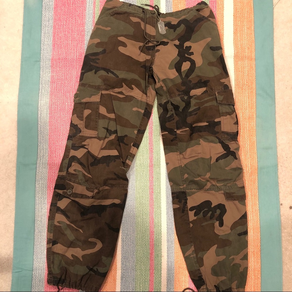 camouflage baggy cargo pants
